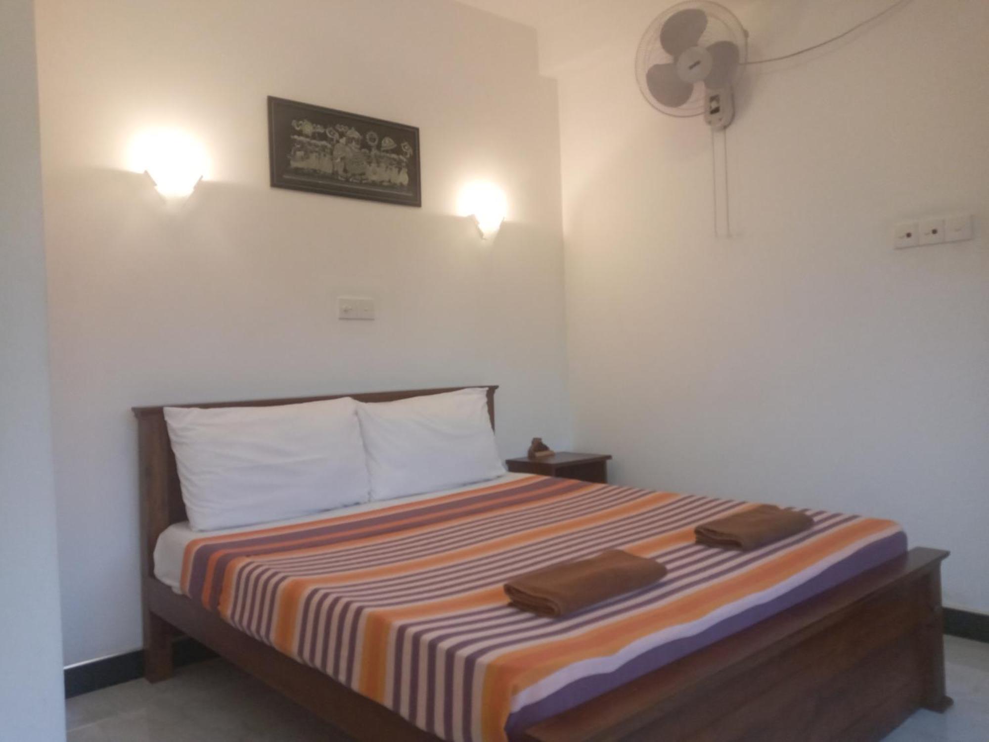 Kelum Homestay Канди Экстерьер фото