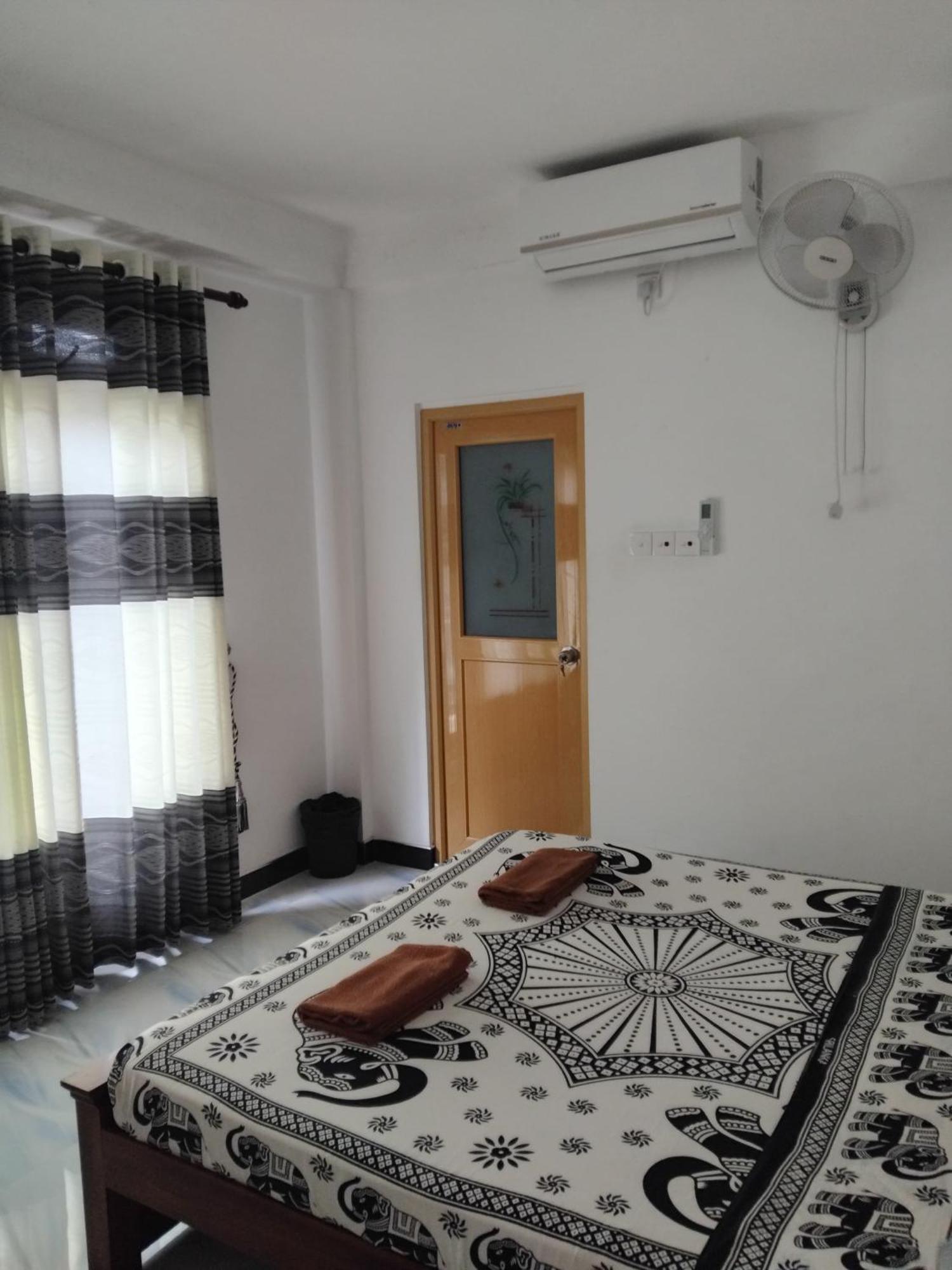Kelum Homestay Канди Экстерьер фото