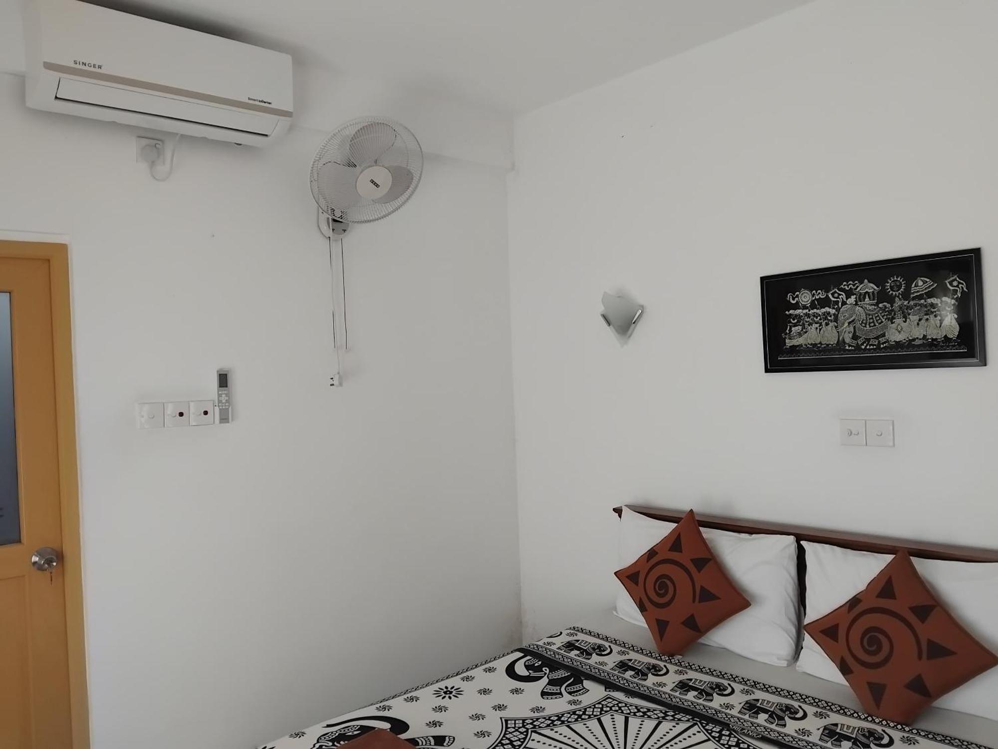 Kelum Homestay Канди Экстерьер фото