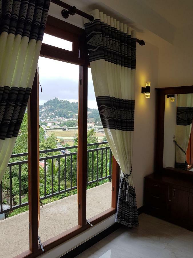 Kelum Homestay Канди Экстерьер фото